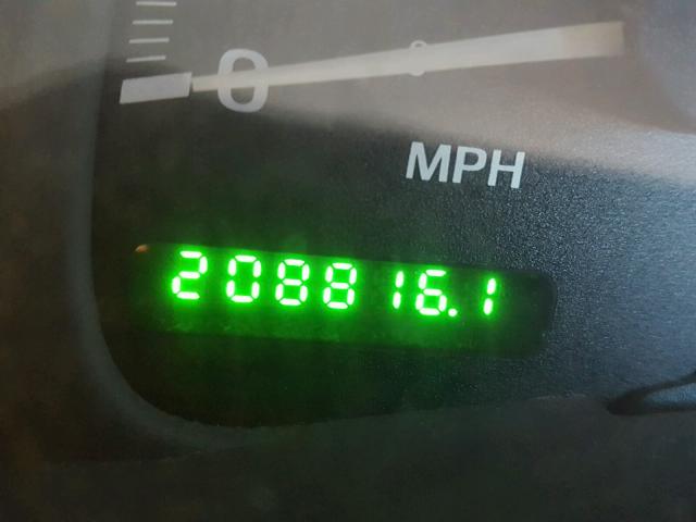 5LMEU27R12LJ08986 - 2002 LINCOLN NAVIGATOR BROWN photo 8