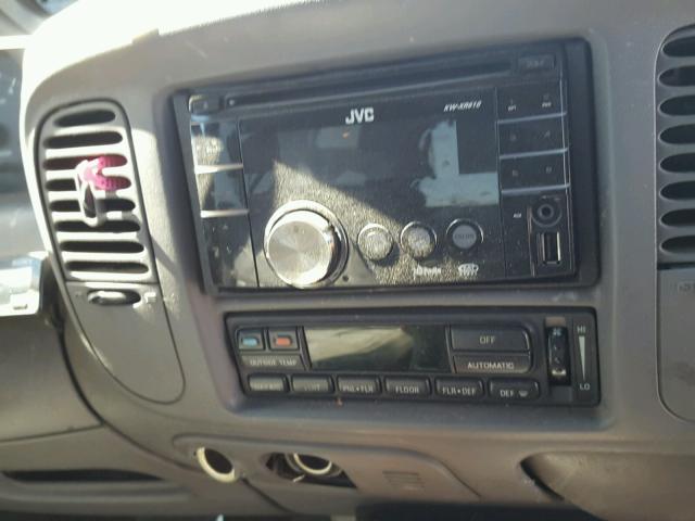 5LMEU27R12LJ08986 - 2002 LINCOLN NAVIGATOR BROWN photo 9