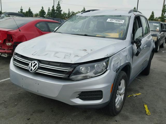 WVGAV7AXXGW567815 - 2016 VOLKSWAGEN TIGUAN S SILVER photo 2