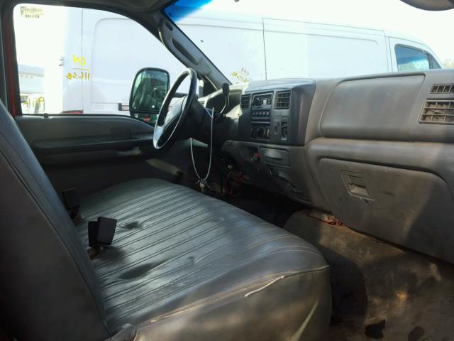 1FDXF46P04EA60499 - 2004 FORD F450 RED photo 5