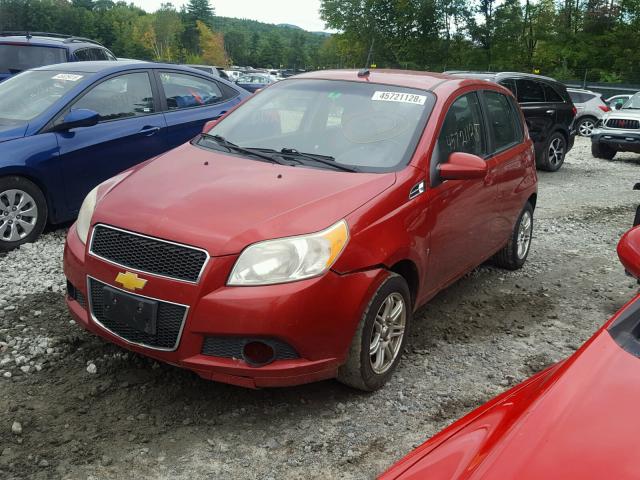 KL1TD66E19B309380 - 2009 CHEVROLET AVEO LS RED photo 2