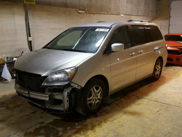 5FNRL38415B406532 - 2005 HONDA ODYSSEY EX SILVER photo 2