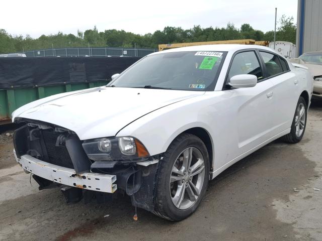 2C3CDXJG4DH538695 - 2013 DODGE CHARGER SX WHITE photo 2