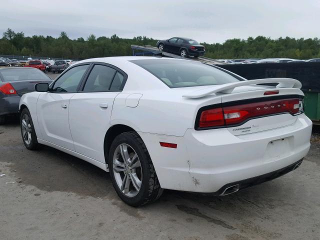 2C3CDXJG4DH538695 - 2013 DODGE CHARGER SX WHITE photo 3