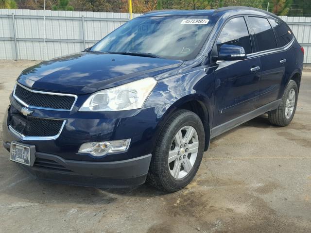 1GNLRFED8AS115704 - 2010 CHEVROLET TRAVERSE L BLUE photo 2