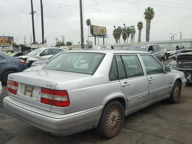 YV1KS9601W1127593 - 1998 VOLVO S90 SILVER photo 4