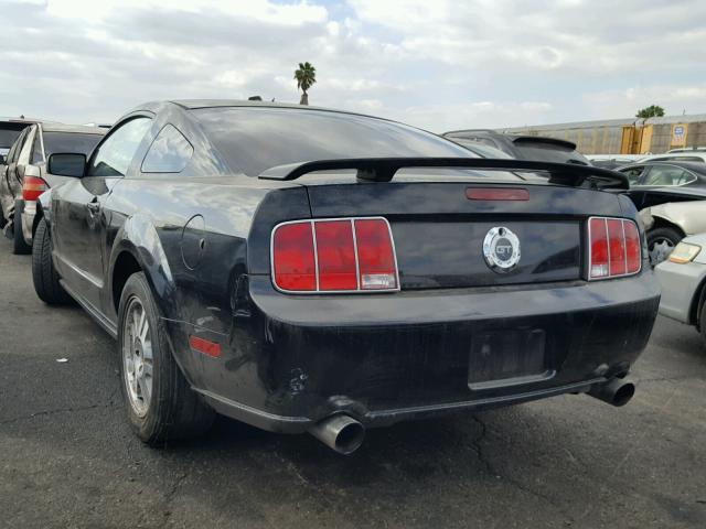 1ZVFT82H175288687 - 2007 FORD MUSTANG GT BLACK photo 3