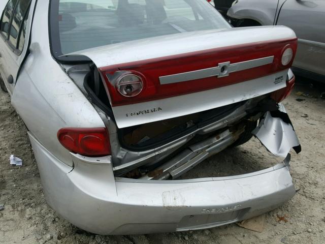 1G1JC52F747332565 - 2004 CHEVROLET CAVALIER SILVER photo 9