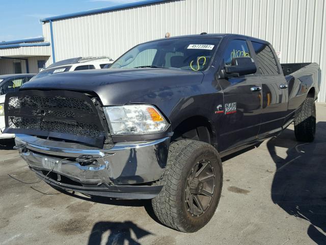 3C63R3HL1FG677492 - 2015 RAM 3500 SLT GRAY photo 2