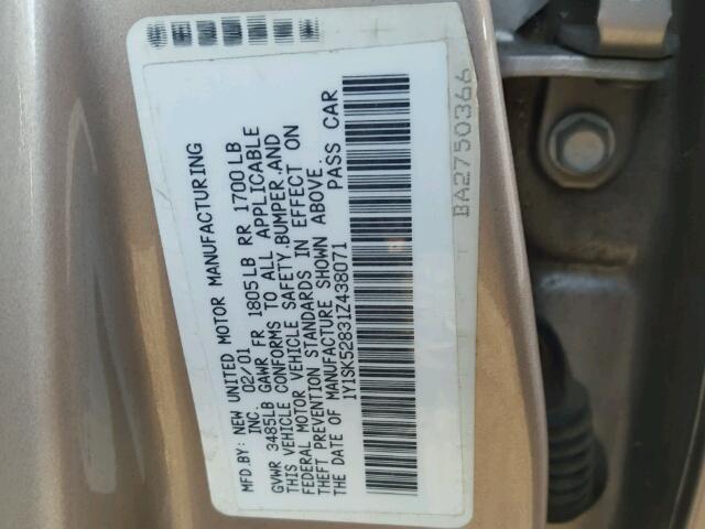 1Y1SK52831Z438071 - 2001 CHEVROLET GEO PRIZM 金色 照片 10