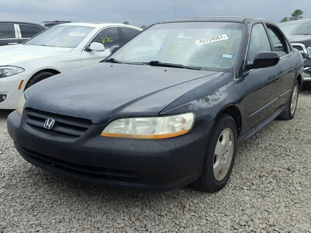 1HGCG16582A048796 - 2002 HONDA ACCORD BLACK photo 2