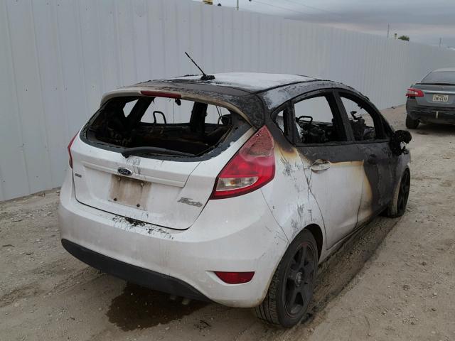 3FADP4FJ1BM176369 - 2011 FORD FIESTA SES BURN photo 4