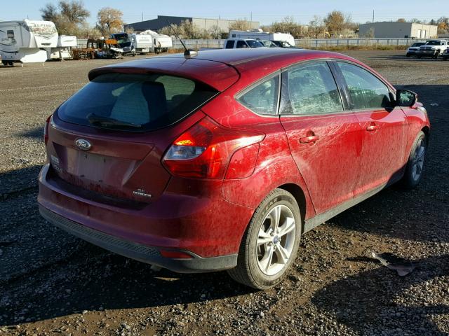 1FADP3K28EL176836 - 2014 FORD FOCUS SE RED photo 4