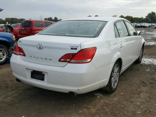 4T1BK36B66U088918 - 2006 TOYOTA AVALON XL WHITE photo 4