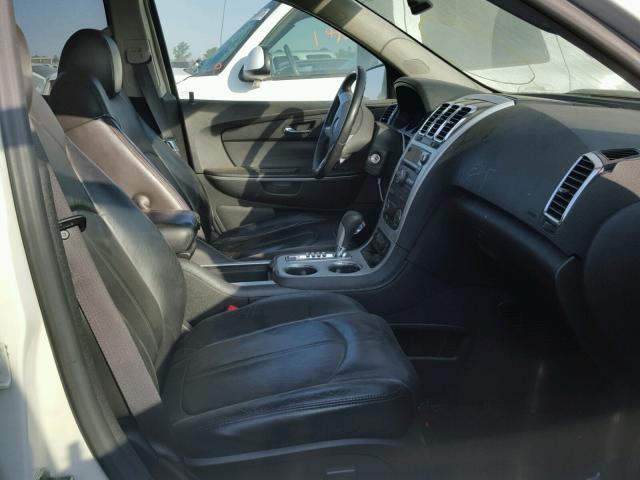 1GKER23788J237782 - 2008 GMC ACADIA SLT თეთრი ფოტო 5