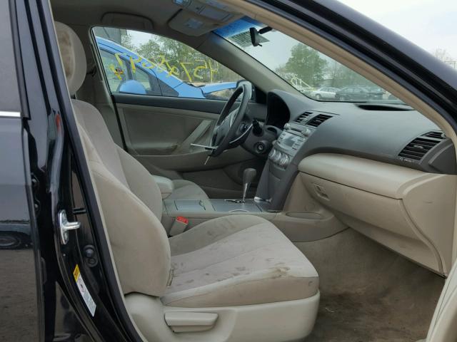 4T1BF3EK5AU090609 - 2010 TOYOTA CAMRY BASE BLACK photo 5
