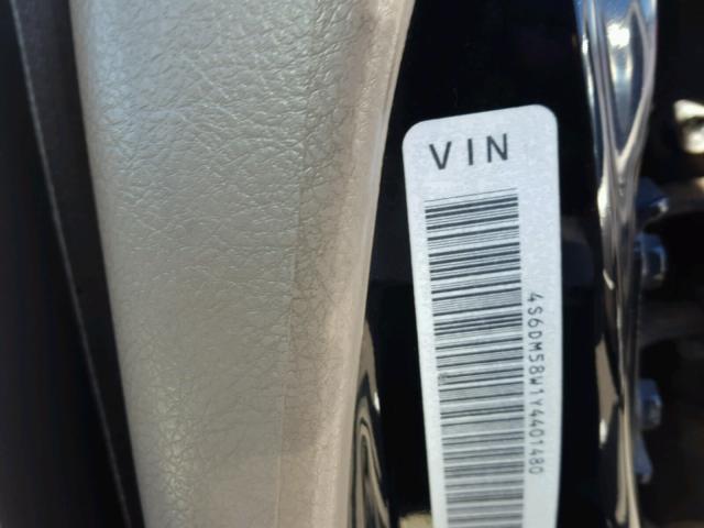 4S6DM58W1Y4401480 - 2000 HONDA PASSPORT E BLACK photo 10