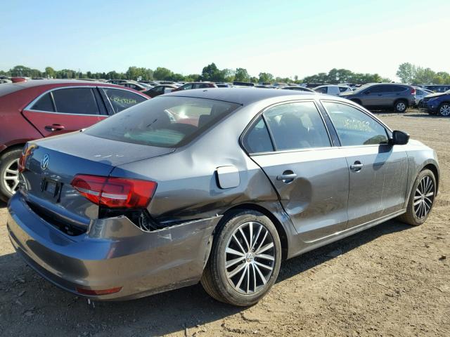 3VW2K7AJ8FM356475 - 2015 VOLKSWAGEN JETTA BASE GRAY photo 4