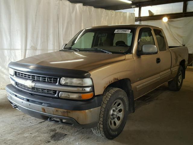 1GCEK19T0XE103211 - 1999 CHEVROLET SILVERADO GOLD photo 2