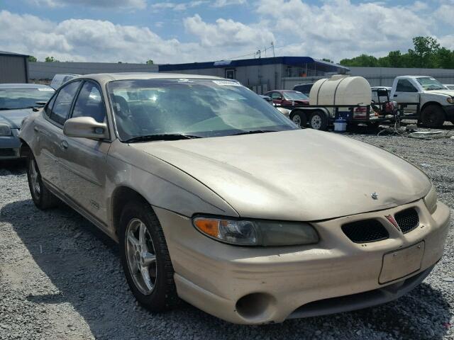 1G2WR52162F121302 - 2002 PONTIAC GRAND PRIX GOLD photo 1