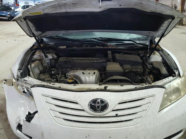 4T1BE46K49U820450 - 2009 TOYOTA CAMRY BASE WHITE photo 7