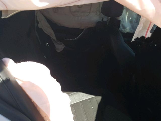 2G4GU5GX4H9177599 - 2017 BUICK REGAL GS WHITE photo 6