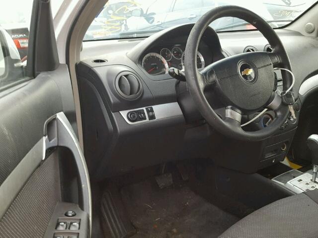 KL1TD5DE8BB120809 - 2011 CHEVROLET AVEO LS WHITE photo 9
