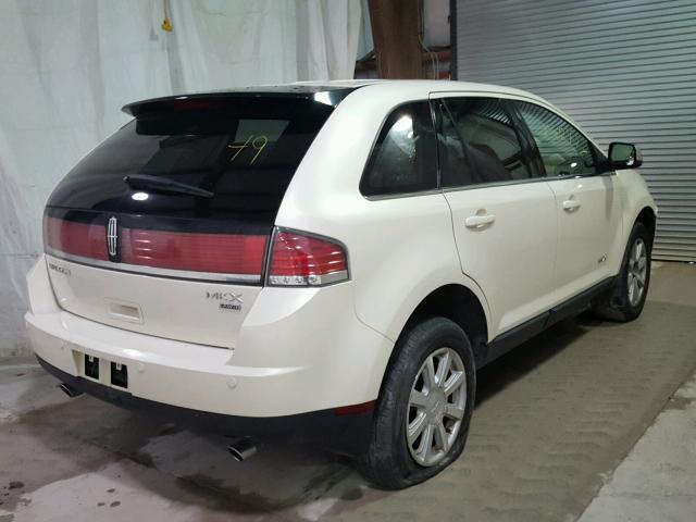 2LMDU88C87BJ26988 - 2007 LINCOLN MKX WHITE photo 4