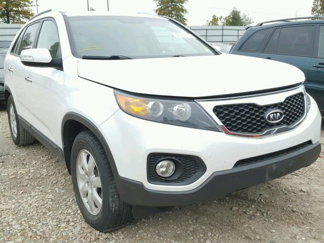 5XYKT4A61DG329686 - 2013 KIA SORENTO LX WHITE photo 1