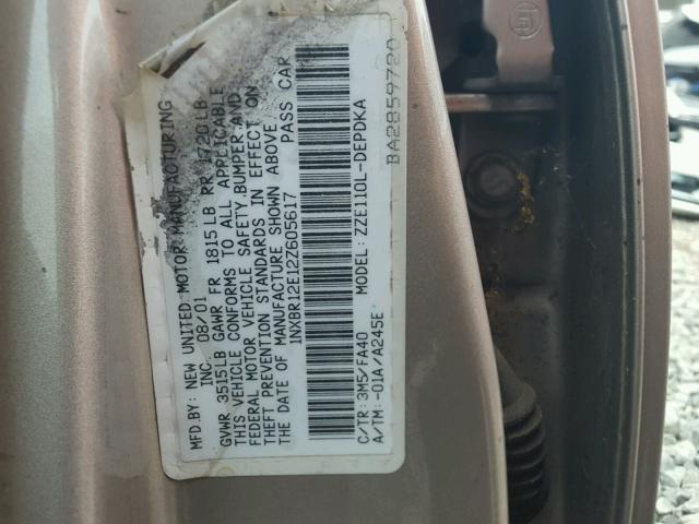 1NXBR12E12Z605617 - 2002 TOYOTA COROLLA GOLD photo 10