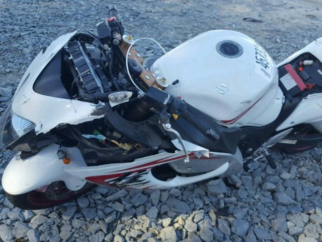 JS1GX72AX92101177 - 2009 SUZUKI GSX1300 R WHITE photo 9