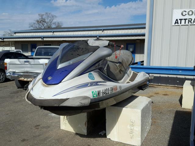 YAMA2911L607 - 2007 YAMAHA MARINE LOT WHITE photo 2