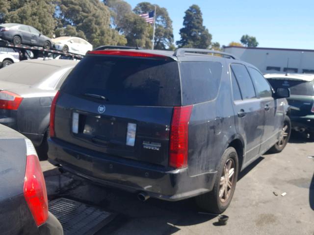 1GYEE637X50182181 - 2005 CADILLAC SRX GRAY photo 4