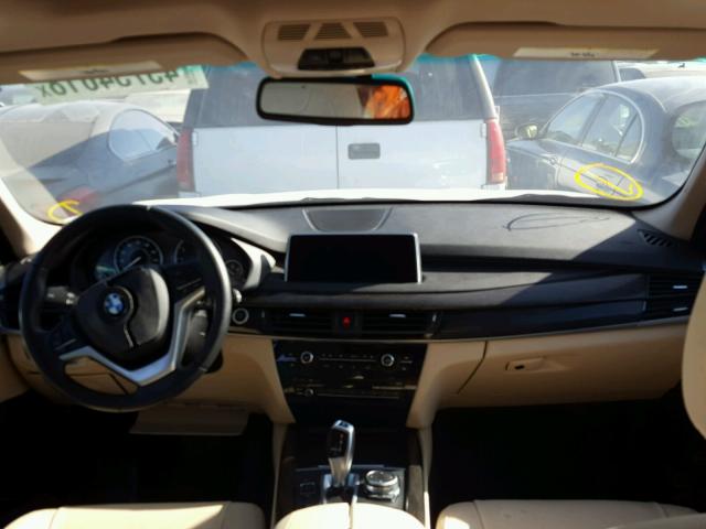 5UXKT0C55G0S77176 - 2016 BMW X5 XDR40E WHITE photo 9