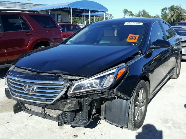 5NPE24AF4FH122818 - 2015 HYUNDAI SONATA SE BLACK photo 2