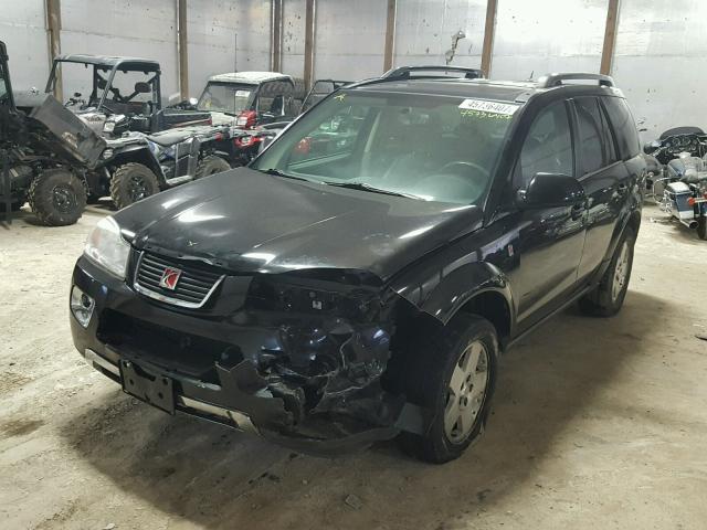 5GZCZ634X7S854978 - 2007 SATURN VUE BLACK photo 2