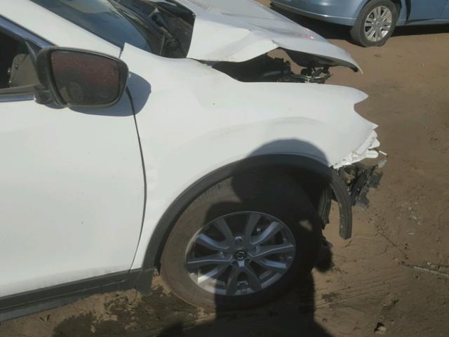 5N1AT2MT4HC852238 - 2017 NISSAN ROGUE S WHITE photo 9