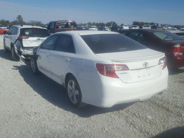 4T1BF1FK9DU260767 - 2013 TOYOTA CAMRY L WHITE photo 3