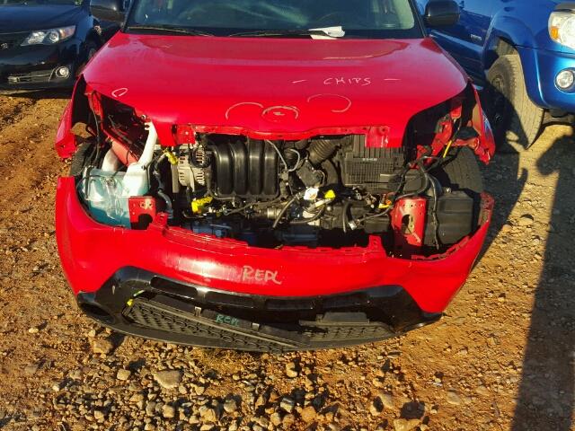 KNDJP3A56G7307346 - 2016 KIA SOUL + RED photo 9