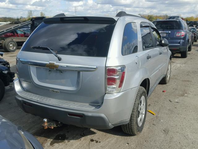 2CNDL13F966173011 - 2006 CHEVROLET EQUINOX LS SILVER photo 4