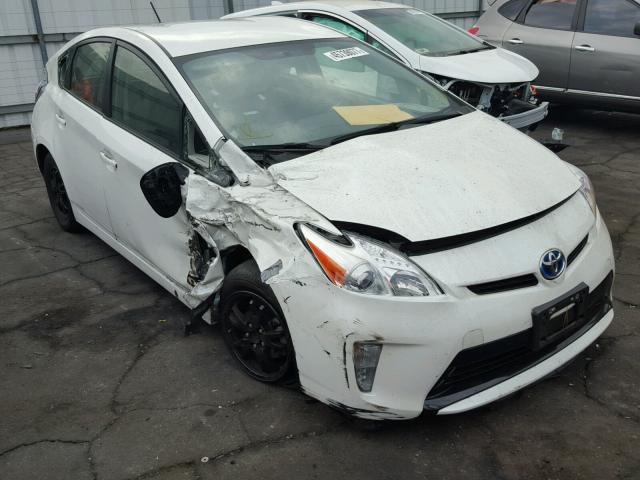 JTDKN3DU3F1871132 - 2015 TOYOTA PRIUS WHITE photo 1