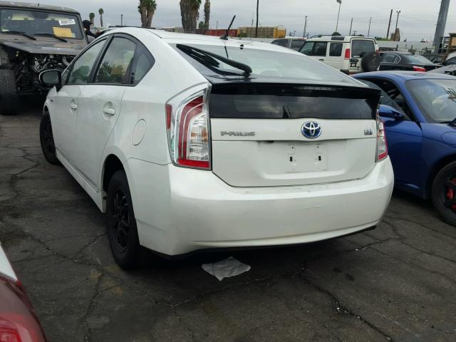 JTDKN3DU3F1871132 - 2015 TOYOTA PRIUS WHITE photo 3