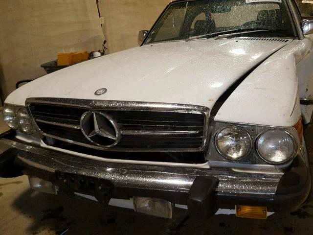 WDBBA48D8JA089556 - 1988 MERCEDES-BENZ 560 SL WHITE photo 10