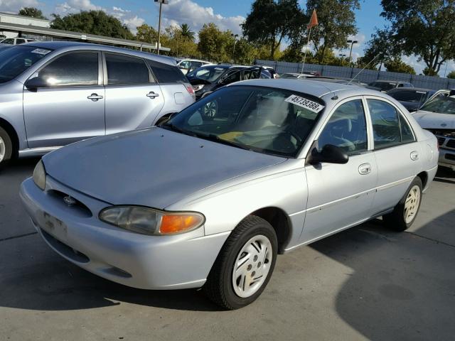 3FAFP13P41R165514 - 2001 FORD ESCORT SILVER photo 2