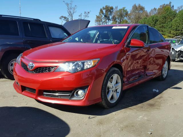 4T1BF1FK5EU805669 - 2014 TOYOTA CAMRY L RED photo 2