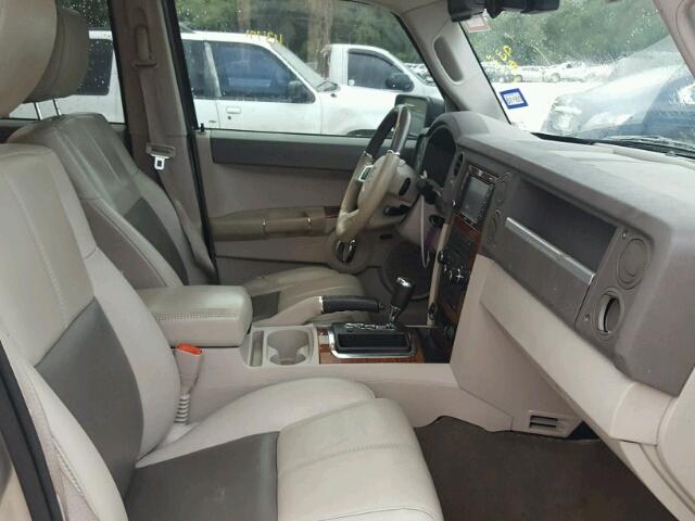 1J8HH58258C131006 - 2008 JEEP COMMANDER TAN photo 5