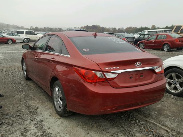 5NPEB4AC0CH488678 - 2012 HYUNDAI SONATA GLS RED photo 3