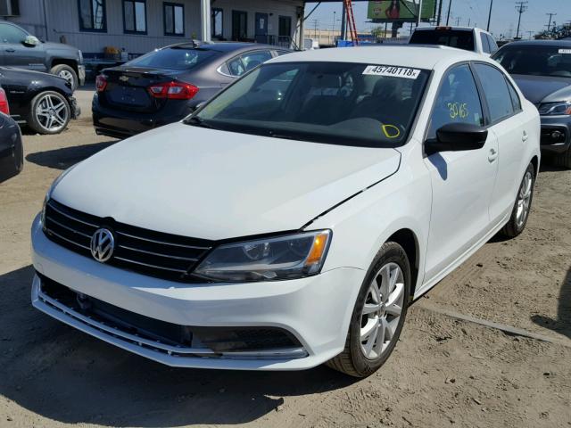 3VW2K7AJ3FM407221 - 2015 VOLKSWAGEN JETTA BASE 白色 照片 2