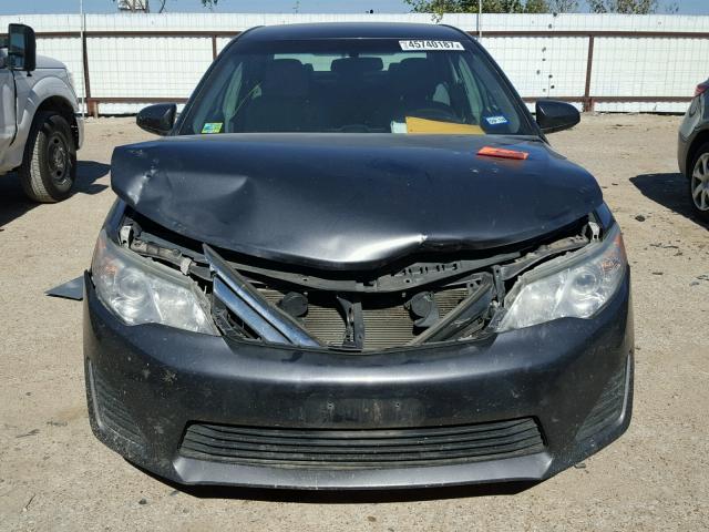 4T1BF1FK8DU241997 - 2013 TOYOTA CAMRY L GRAY photo 9