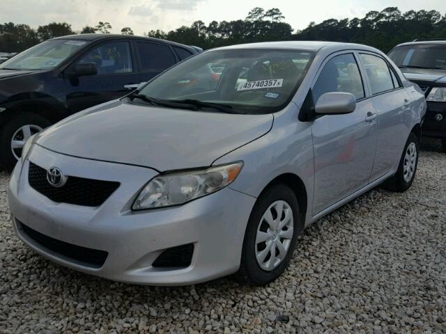 1NXBU4EE3AZ351452 - 2010 TOYOTA COROLLA SILVER photo 2